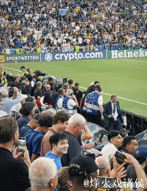 CD瓜达拉哈拉主场为迎战巴萨临时扩容至8500座