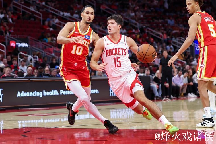 4人仅获13分！火箭替补阵容集体低迷，伊森缺阵引发连锁效应